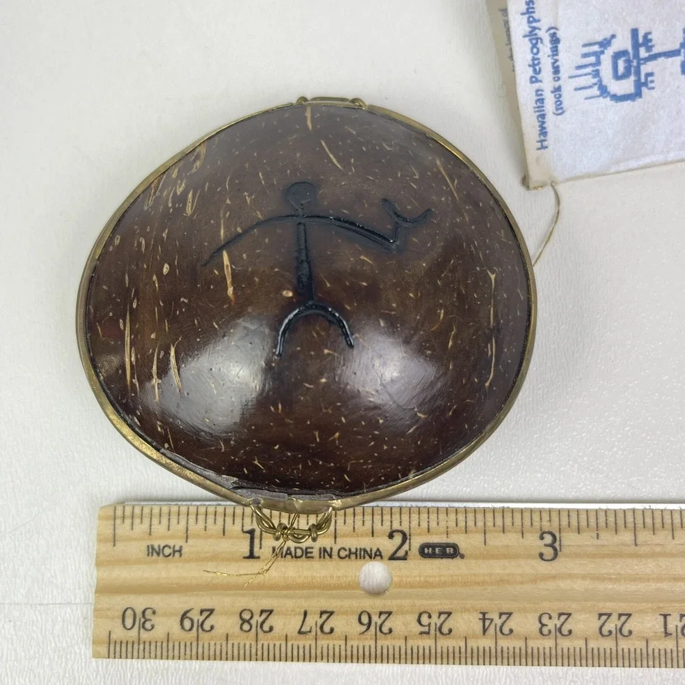 Vintage Polished Coconut Shell Hinged Jewelry Trinket Box Coin Purse Souvenir 3